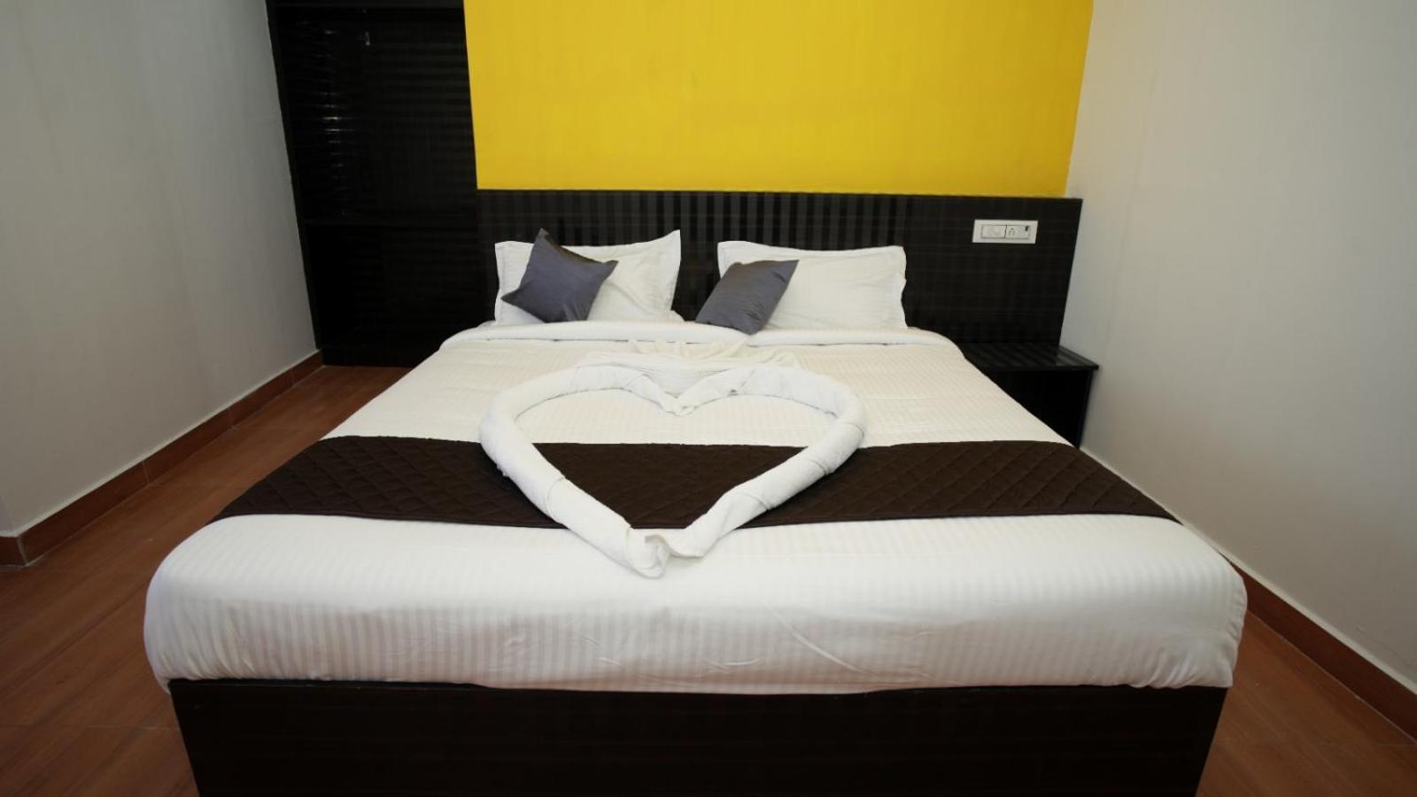 Hashtag Hive Hotel Pondicherry Bagian luar foto